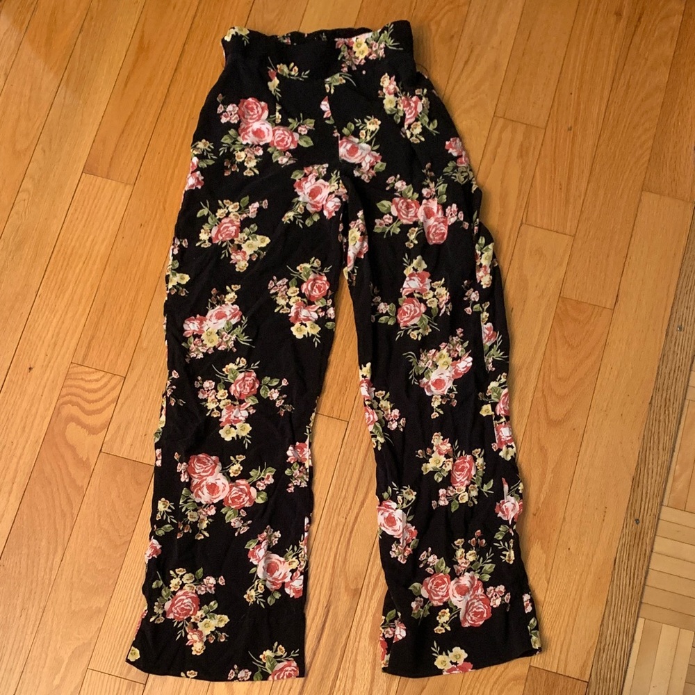 Forever 21 Black Floral Pants